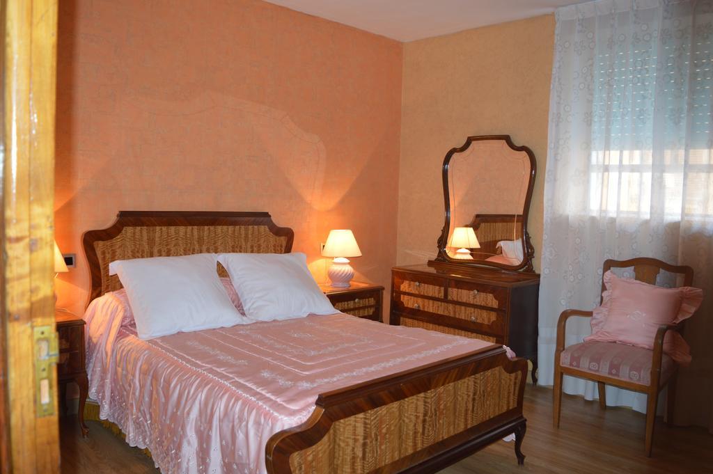 Casa Rural Los Llaganos Villaturiel Экстерьер фото